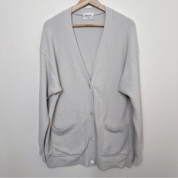 Aritzia Womens Medium Silver Birch Oversized Hush Knit Cardigan - Picture 2 of 12